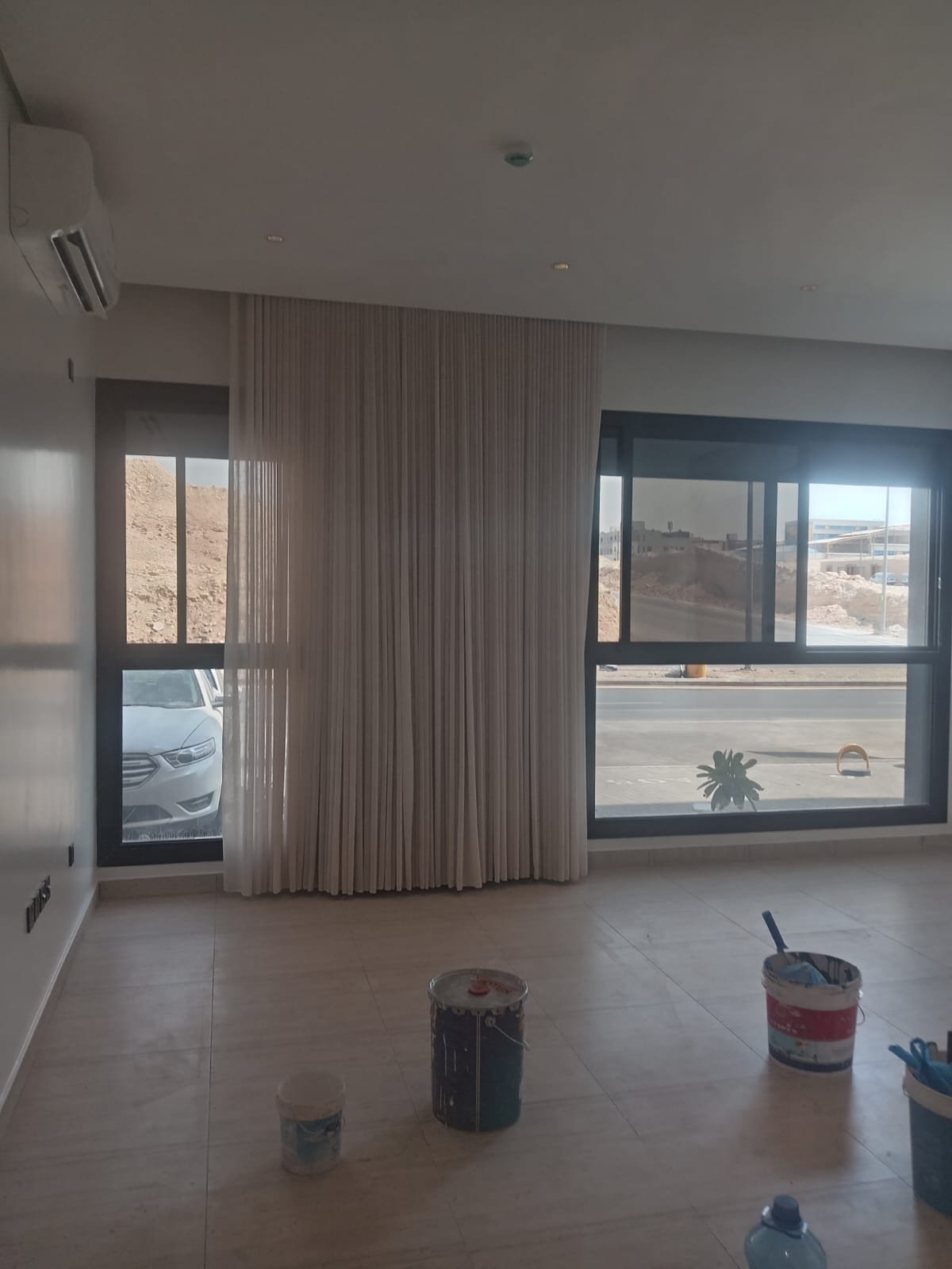 دهان حي طويق بالرياض